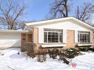 1225 Walden Ln, Deerfield, IL 60015