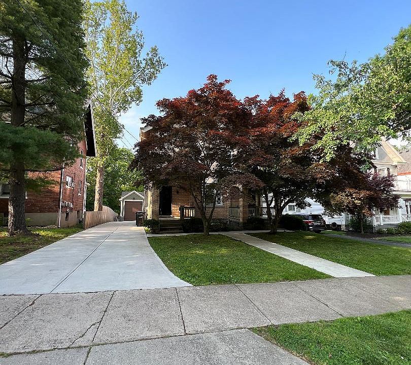 1st image of 2911 Erie Ave