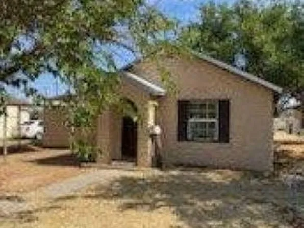 1014 E Hill St, Brownfield, TX 79316