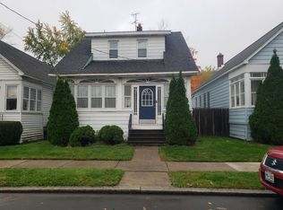 35 Hampton St, Albany, NY 12209