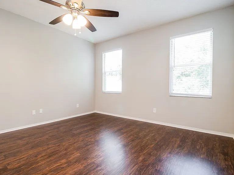 1136 Cherry Valley Way — Photo 8