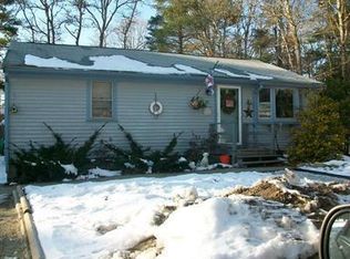84 Standish Ave, East Wareham, MA 02538