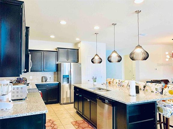 4th image of 8803 Macapa Dr