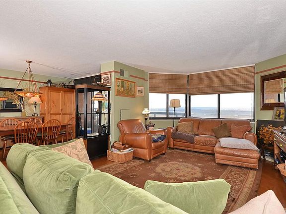 3rd image of 1610 Harmon Cove Tower #1610