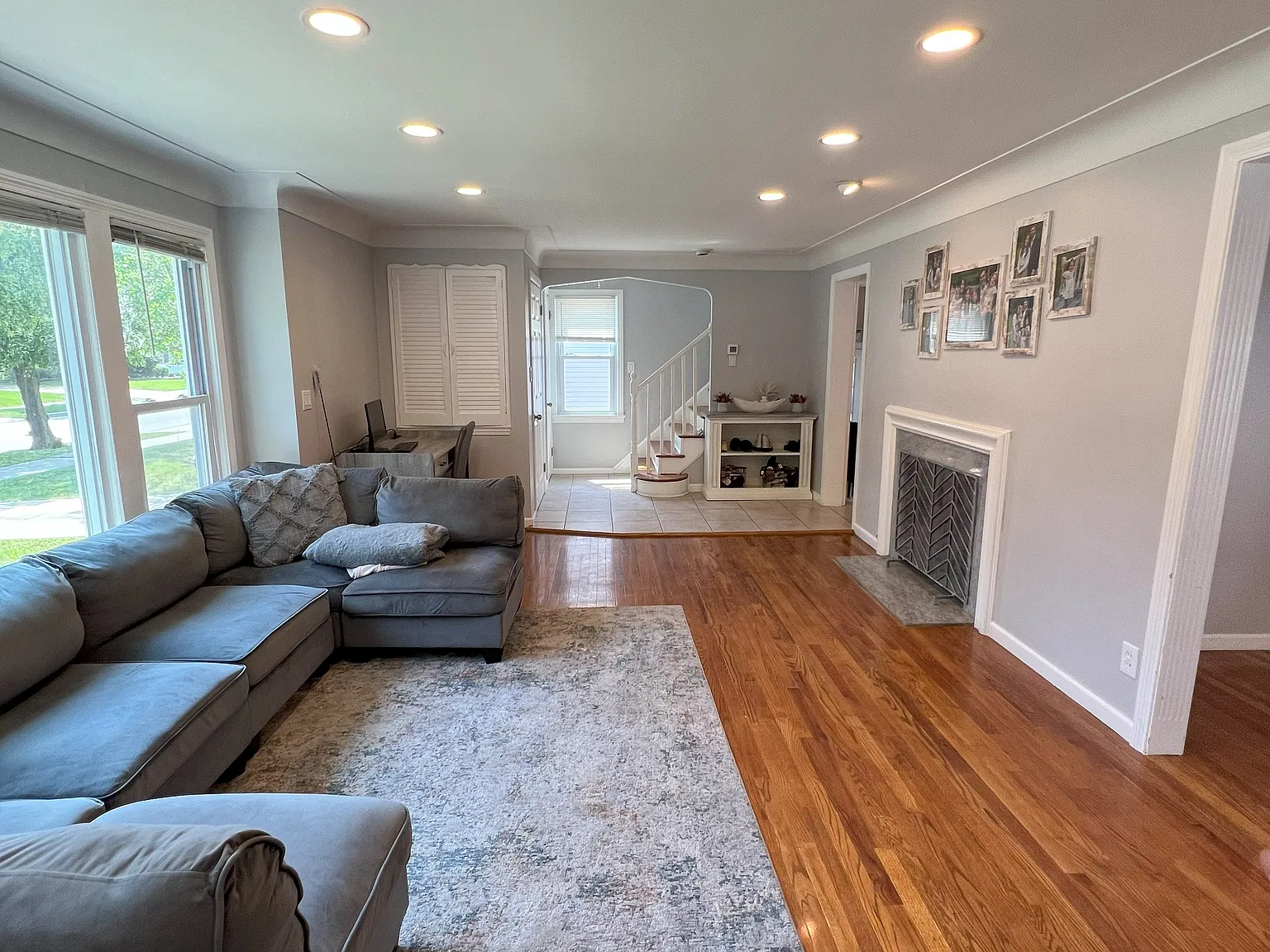3 bed, 1.5 bath, 1789 sqft, $2,900 — Photo 2
