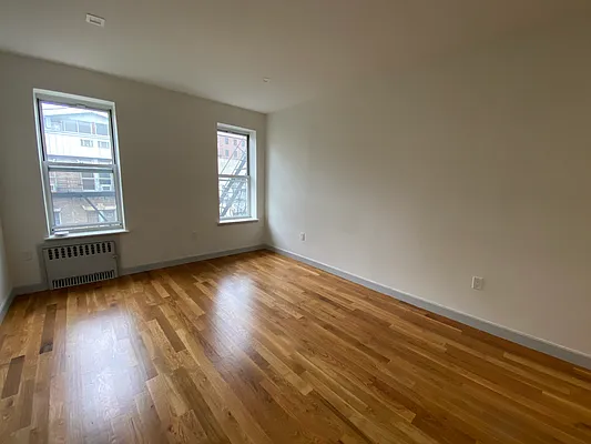 Rented by Compass | media 21