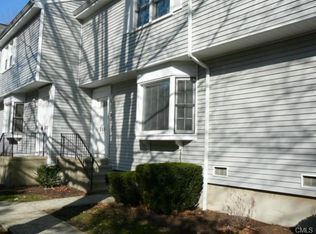 285 Glendale Ave UNIT F2, Bridgeport, CT 06606