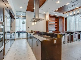 120 Homewood Ave #CONDO, Toronto, ON M4Y2J3