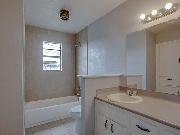 5th image of 6504 Avenue Q