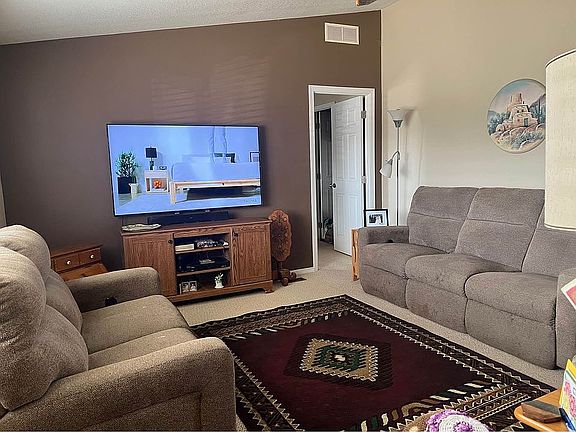 4th image of 9351 E 28th St #206