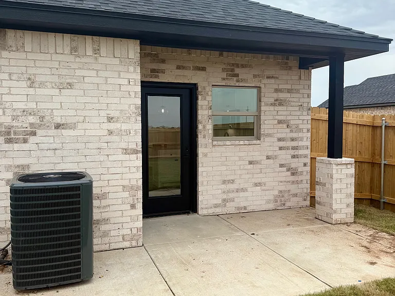19101 Mid Country Blvd — Photo 10