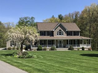 29 Pequot Rd, Southampton, MA 01073