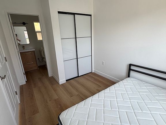 4th image of 328 N Washington Ave #B