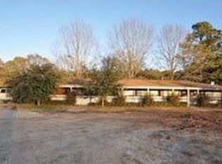 7061 Greenwood Springridge Rd, Greenwood, LA 71033