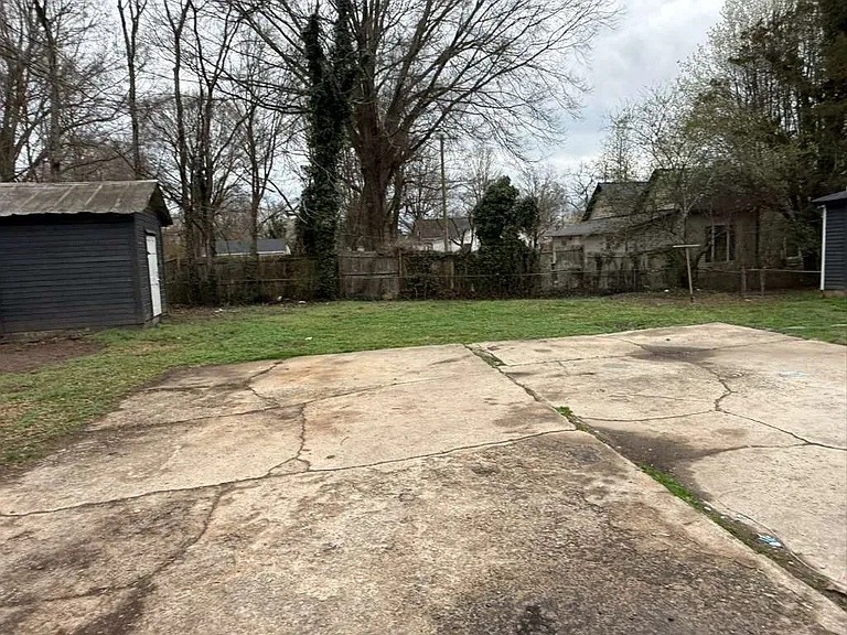 1203 Wilson W Lee Blvd — Photo 16