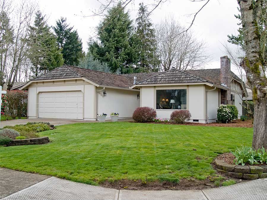 2nd image of 6768 SW Molalla Bend Rd