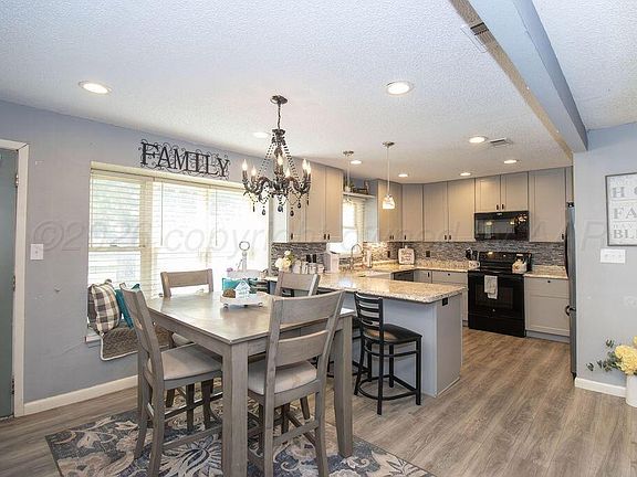 2nd image of 513 Coffee Pl
