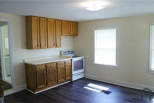 5 bed, $2,800 — Photo 3