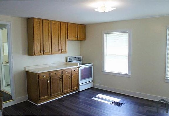 3rd image of 388 Smith St