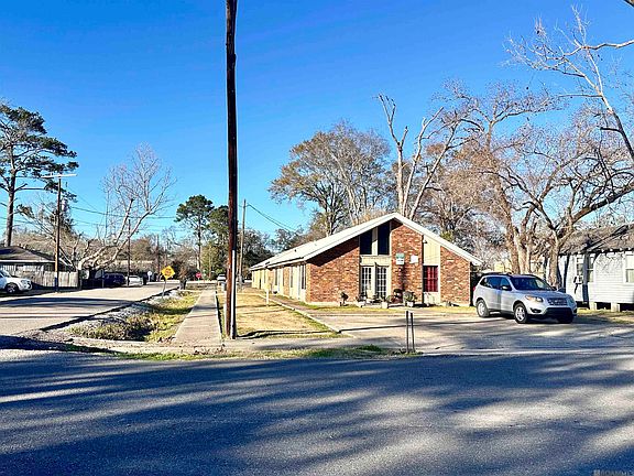 2nd image of 712-716 N Bullion Ave #720