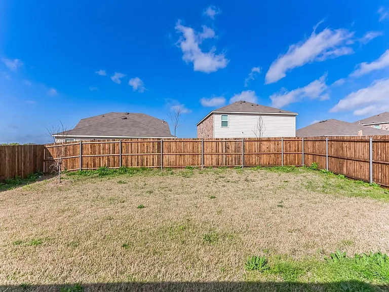 16009 Wanderer Ln — Photo 21