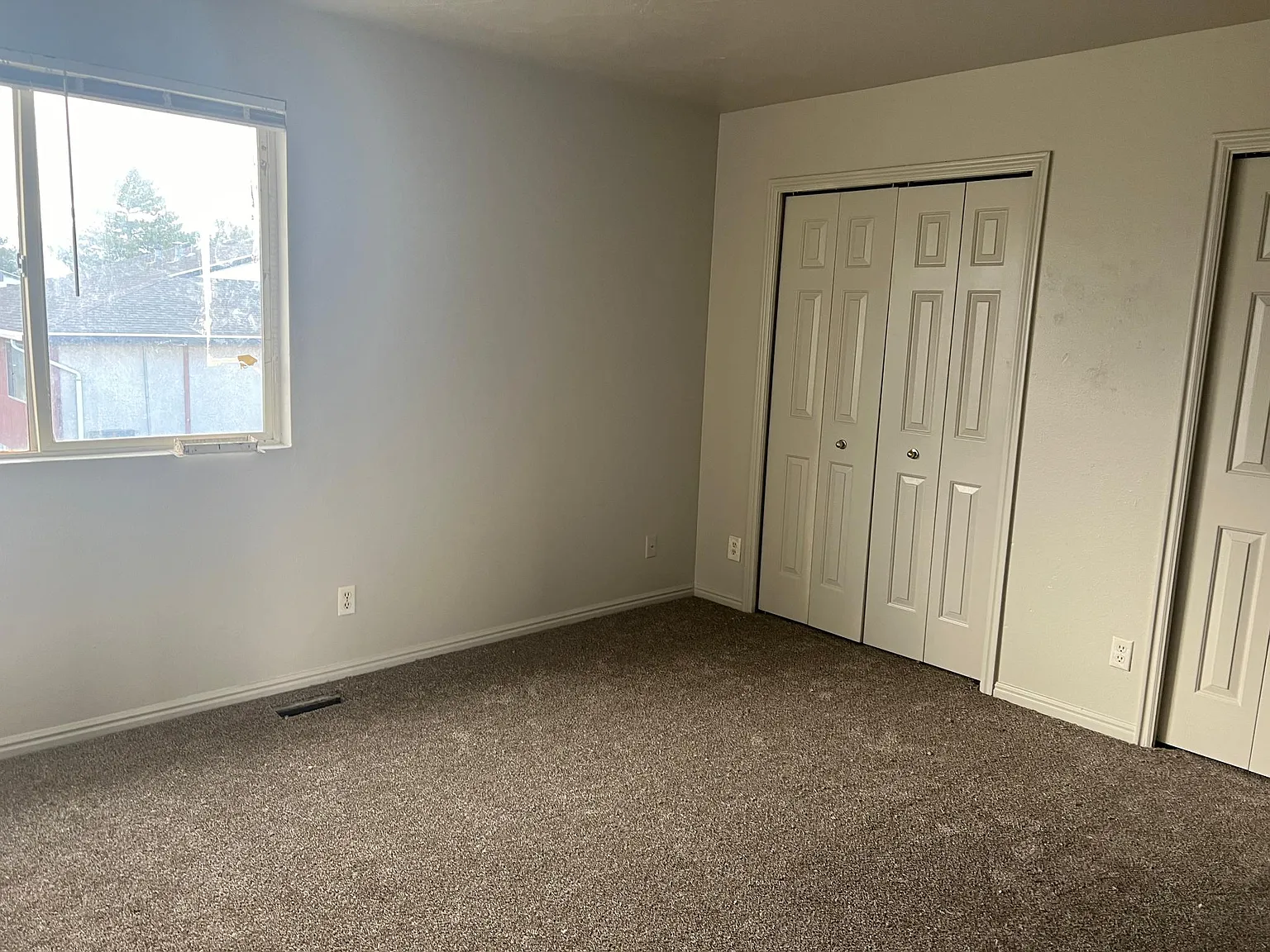 4 bed, 1.5 bath, 1475 sqft, $1,550 — Photo 4