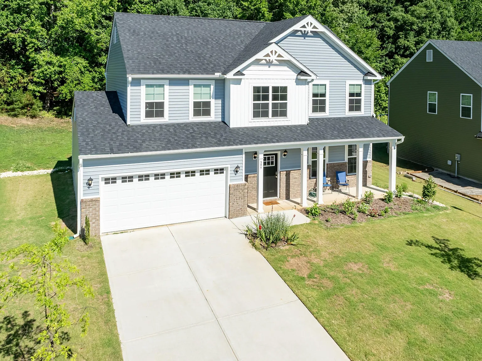 5 bed, 3.0 bath, 2191 sqft, $2,400 — Photo 3