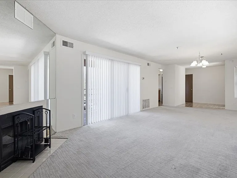 2601 W Broadway Blvd #P398 — Photo 4