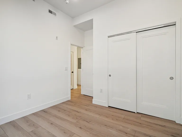 1621 Point Breeze Ave #4 — Photo 21