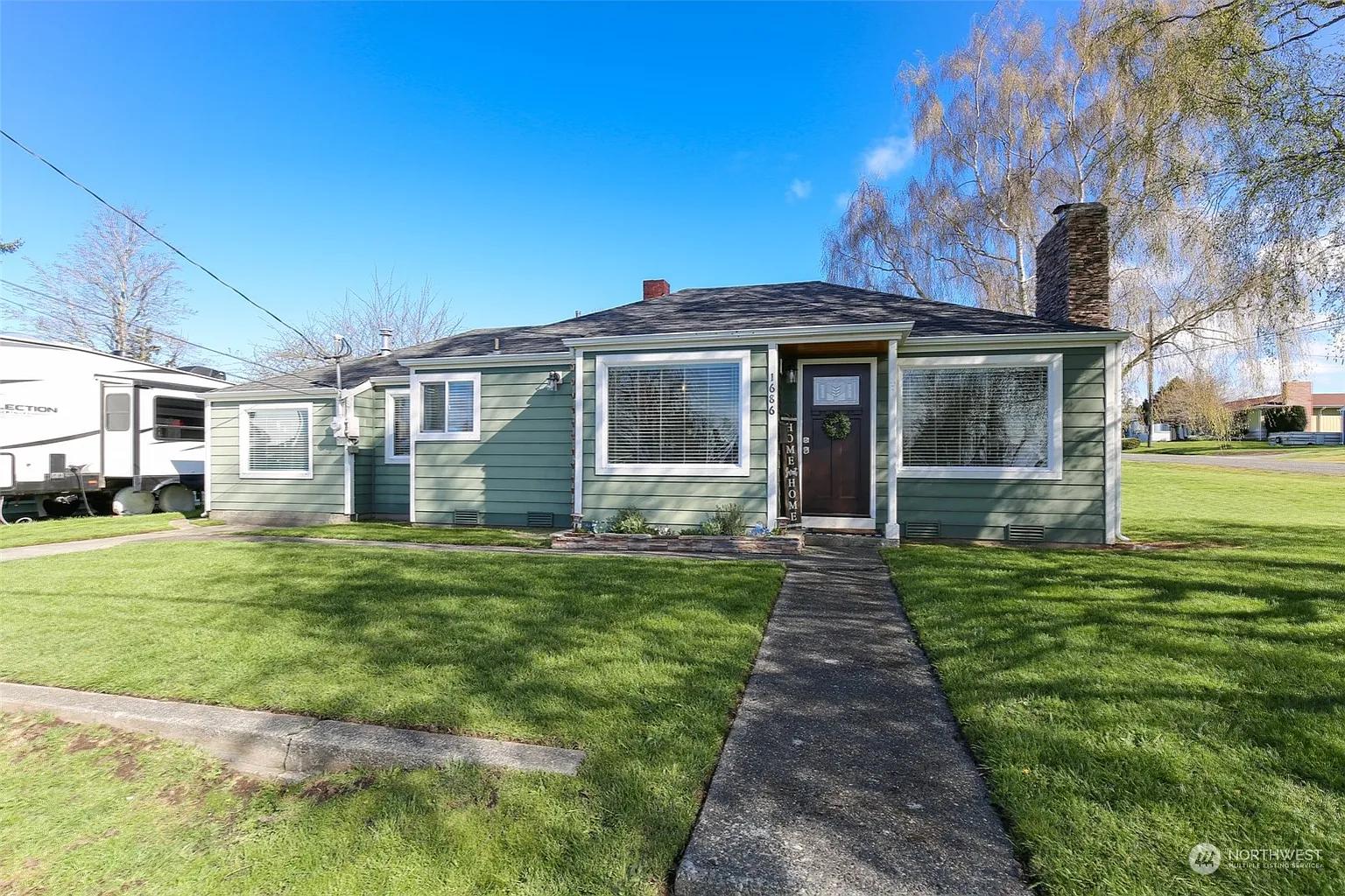 1686 SE 4th Avenue photo 1