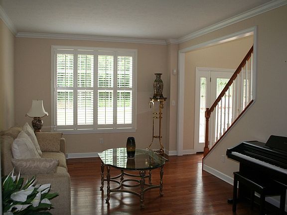2nd image of 208 Mystic Pine Trl