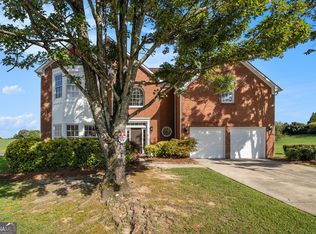 690 Gateway Ct, Stone Mountain, GA 30087