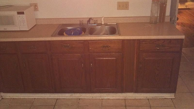 2nd image of 3273 E 123rd St