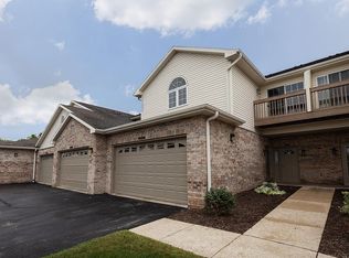 9207 S 54th St #803, Franklin, WI 53132