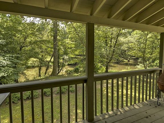 4th image of 189 Newport Dr