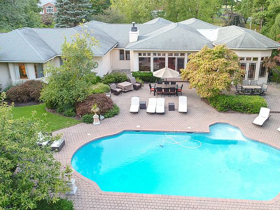 3 Lockhern Dr, Livingston, NJ 07039 | Zillow