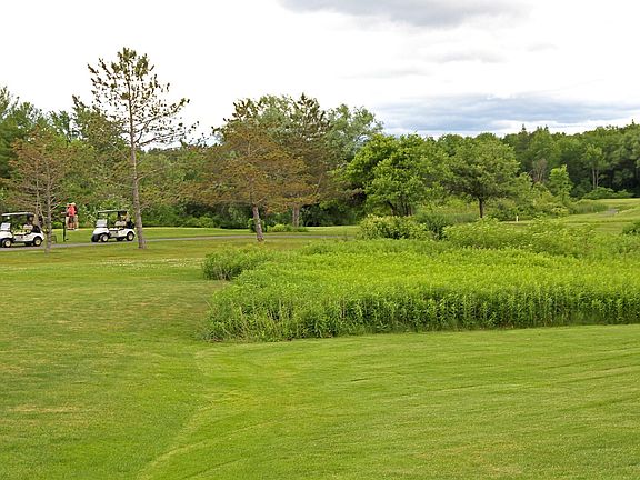 3rd image of 18 Heritage Point