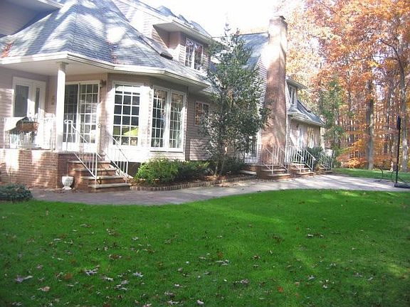 Rear of home toward kitchen windows