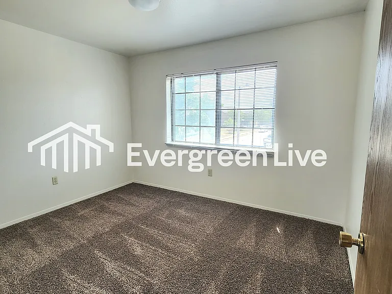 117 Raven Dr — Photo 18