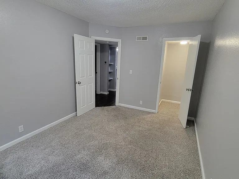 3326 W 8th St #D — Photo 12