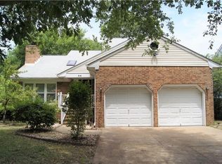 818 Meads Rd, Norfolk, VA 23505