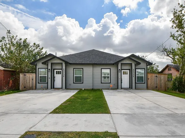 9734 Pelsey St #A, Houston, TX 77029