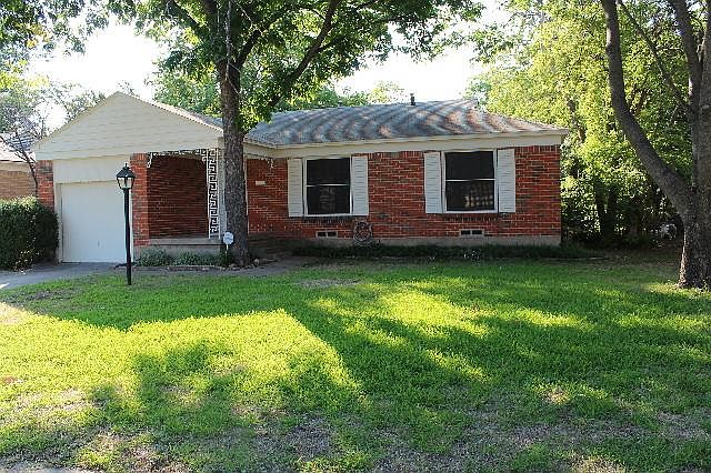 1st image of 10454 Fern Dr