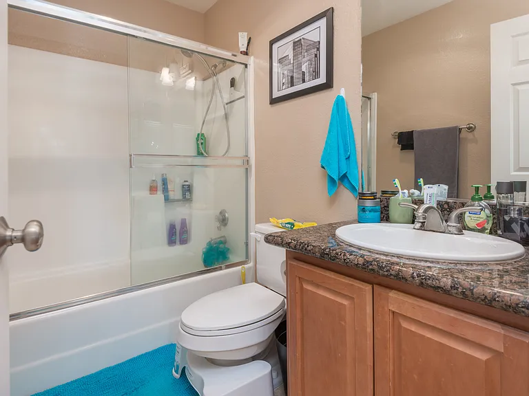 3625 Ash St #9 — Photo 9