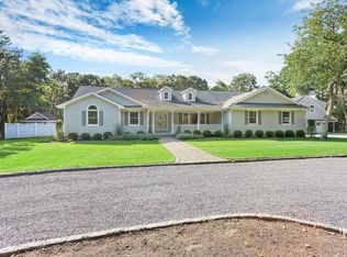 43 Sea Breeze Ave, Westhampton, NY 11977