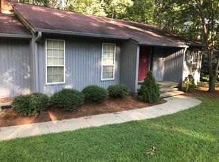 1225 Gatehouse Dr, Cary, NC 27511