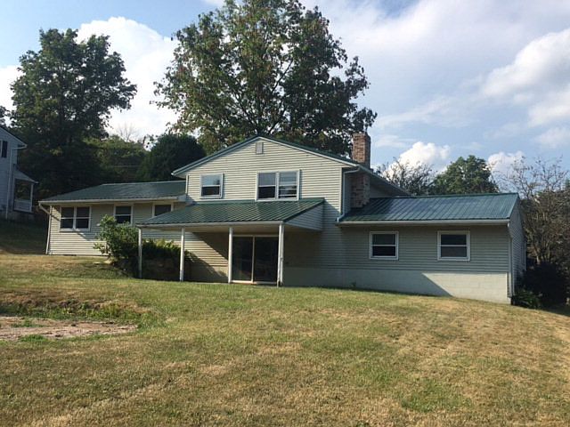 2nd image of 1095 Lexwood Rd