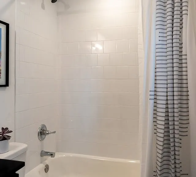 511 NW 29th St #3 — Photo 25