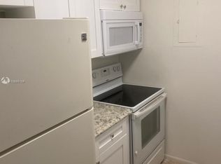 8907 NW 28th Dr #20, Pompano Beach, FL 33065