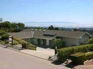 7 Kite Hill Rd, Santa Cruz, CA 95060